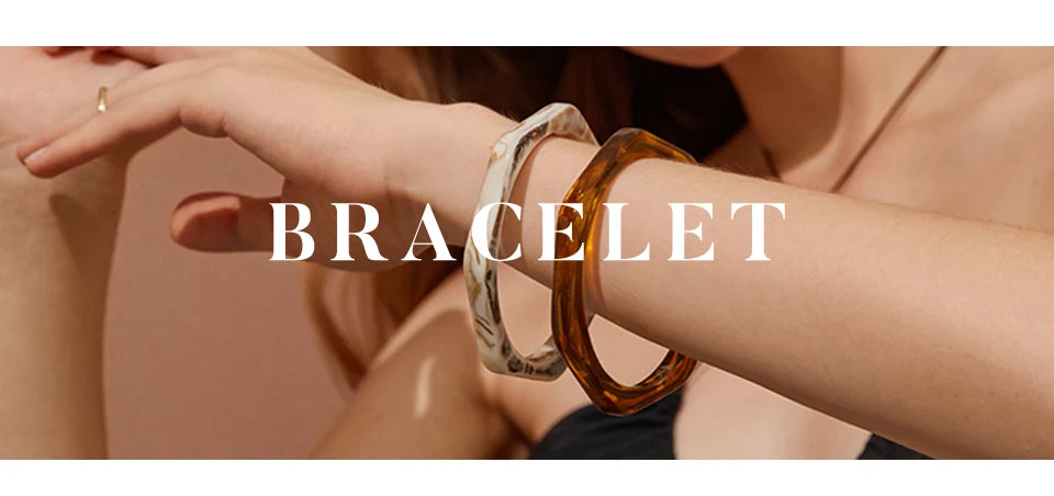 The Golden Bow Heart Necklace